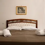 Piazza Portanova apartments